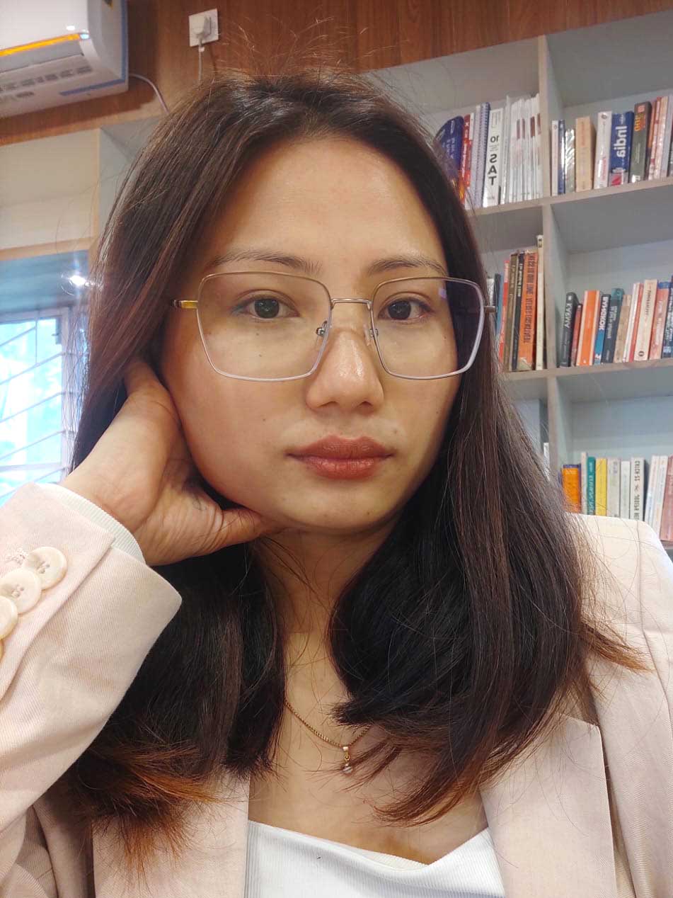 Miss Mumyin Moyong